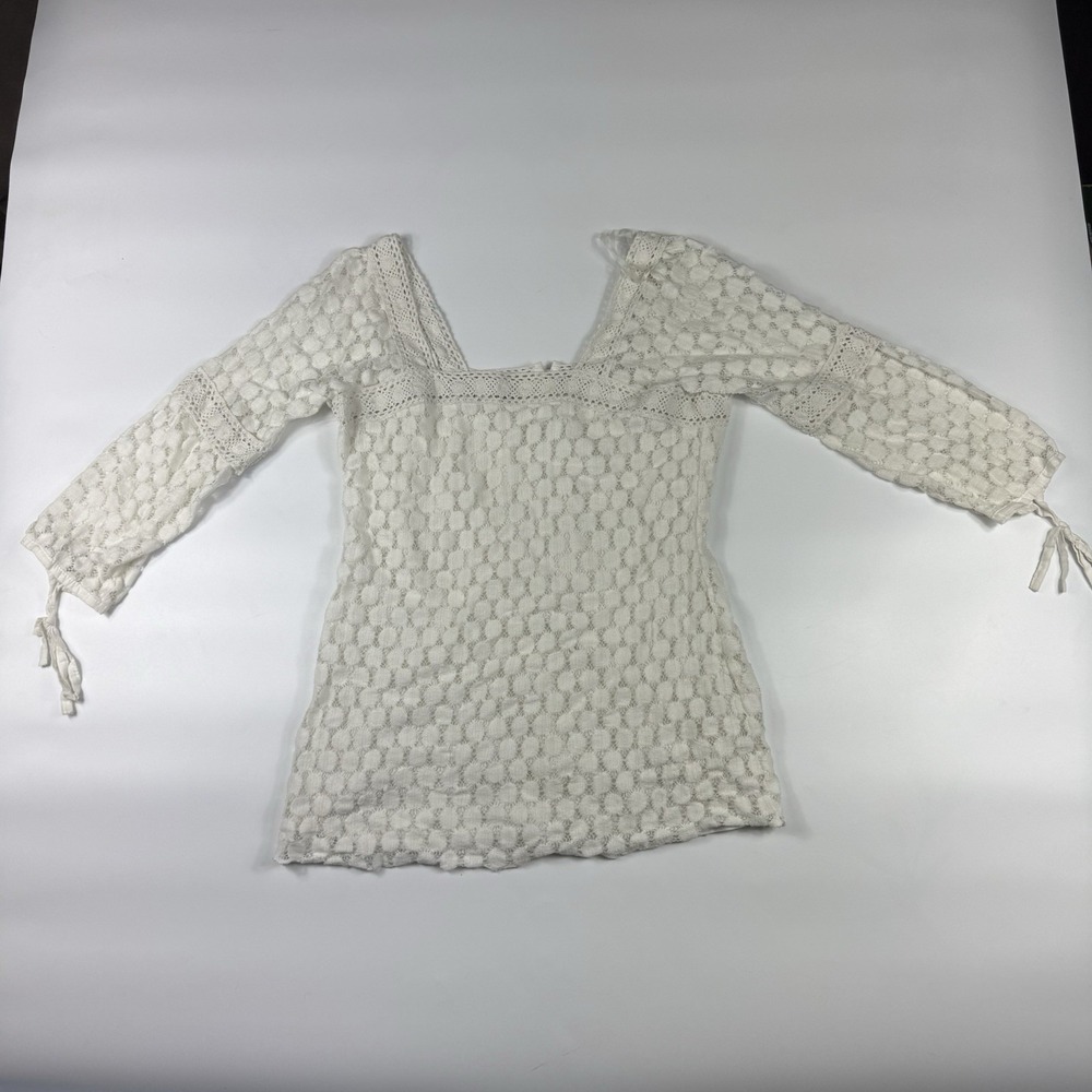 Solitaire Cream Crochet Lace Top Women's Medium 3/4 Sleeve Square Neck